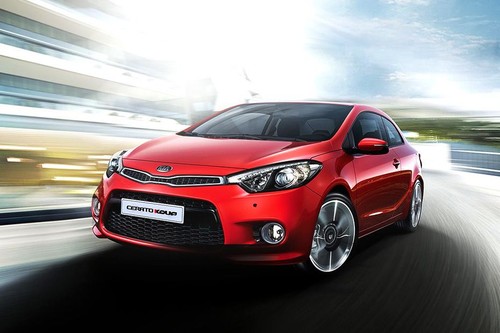 Cerato koup Front angle low view