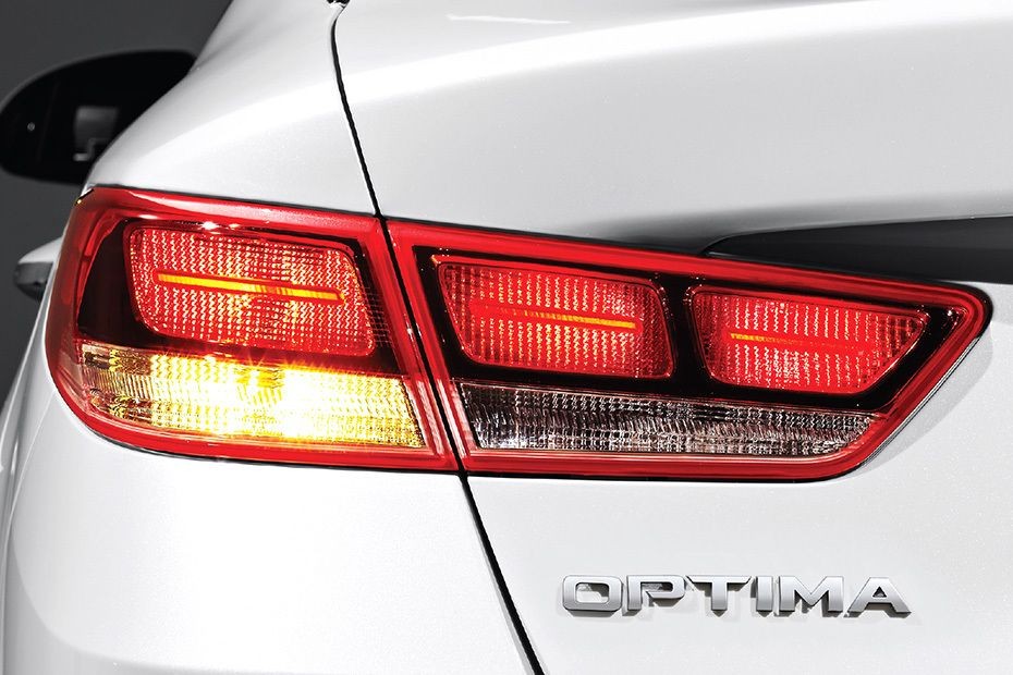 Optima (2012-2021) Tail light