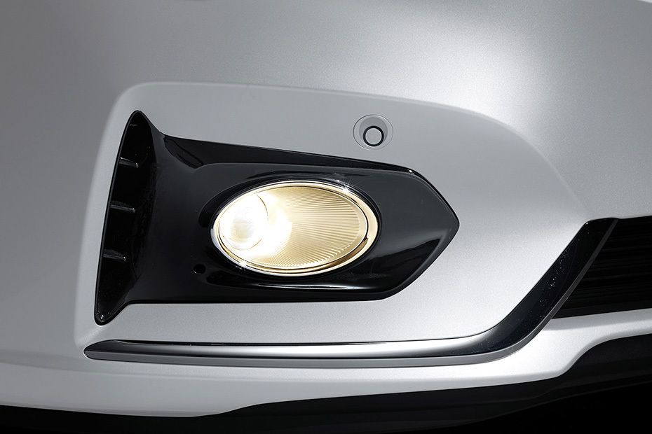 Cadenza Front Fog Lamp