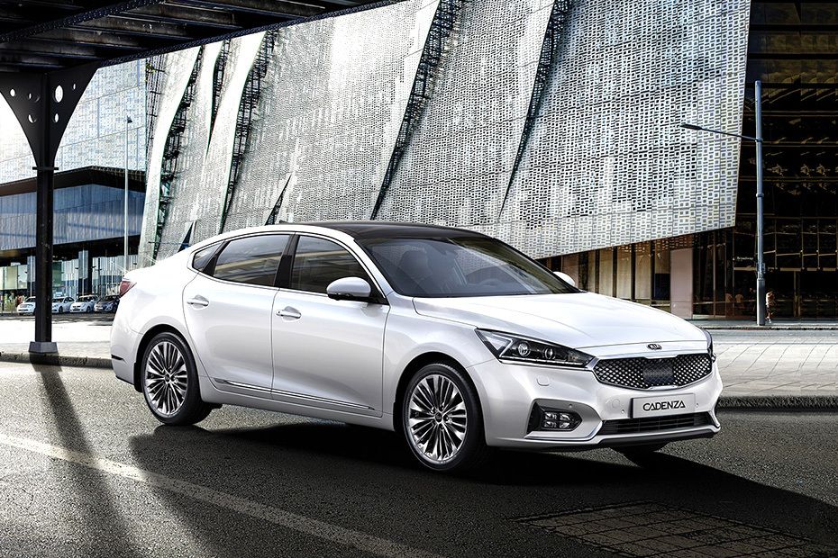 KIA Cadenza Front Medium View