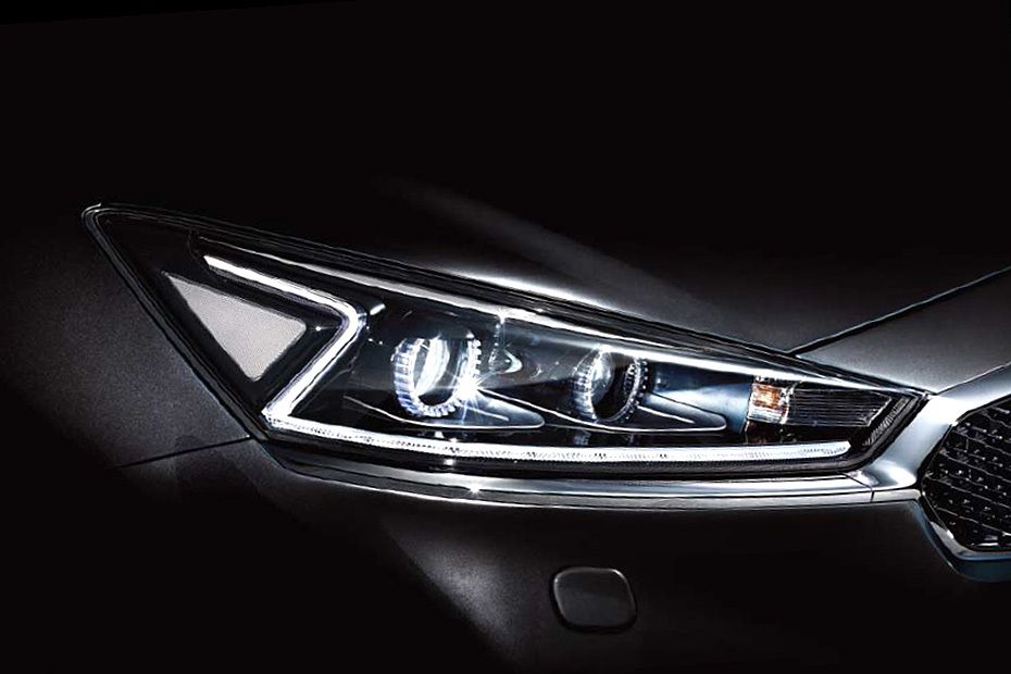 Cadenza Headlight