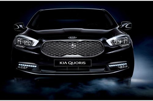 Full Front View of Quoris