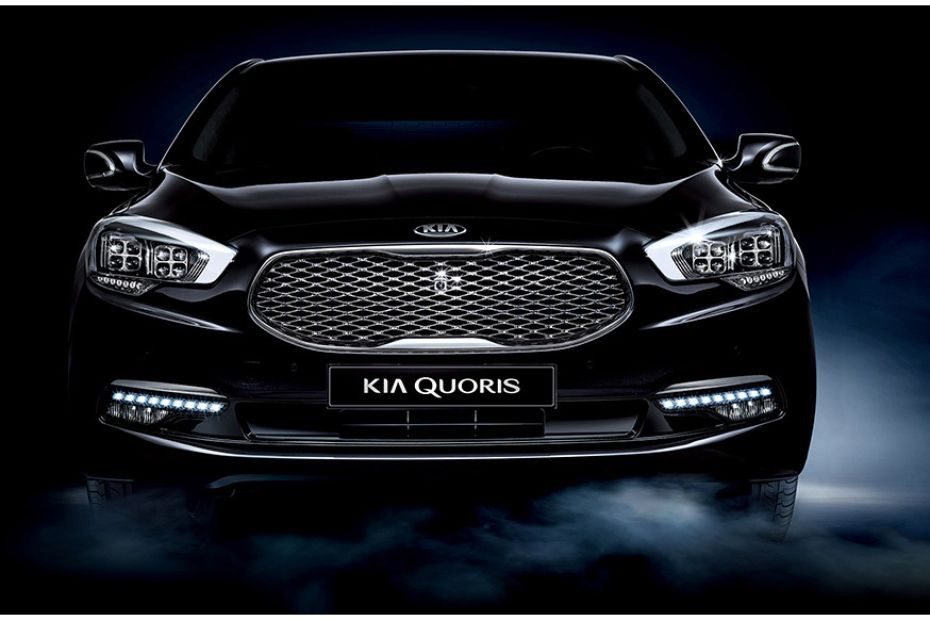 Full Front View of Quoris