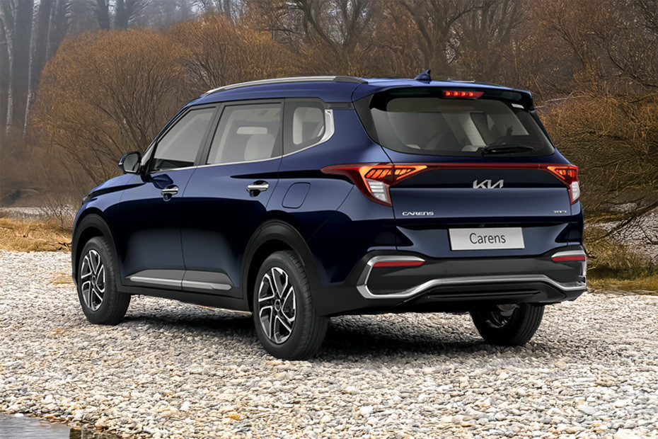 Rear Cross Side View of KIA Carens (2023-2024)