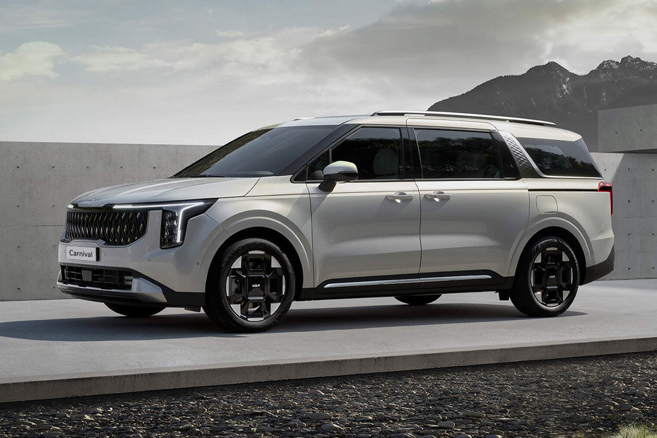 KIA Carnival Front Side View