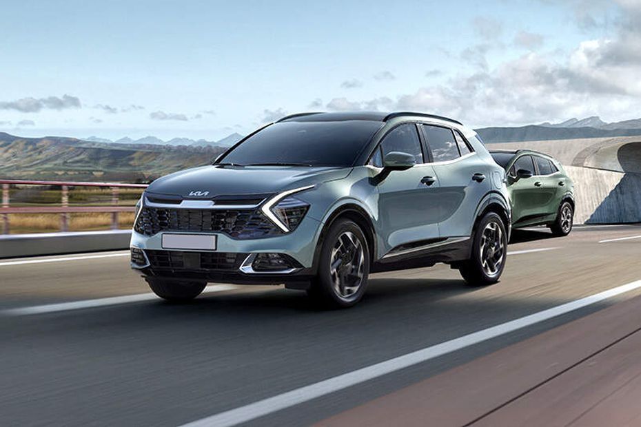 KIA Sportage Front Medium View