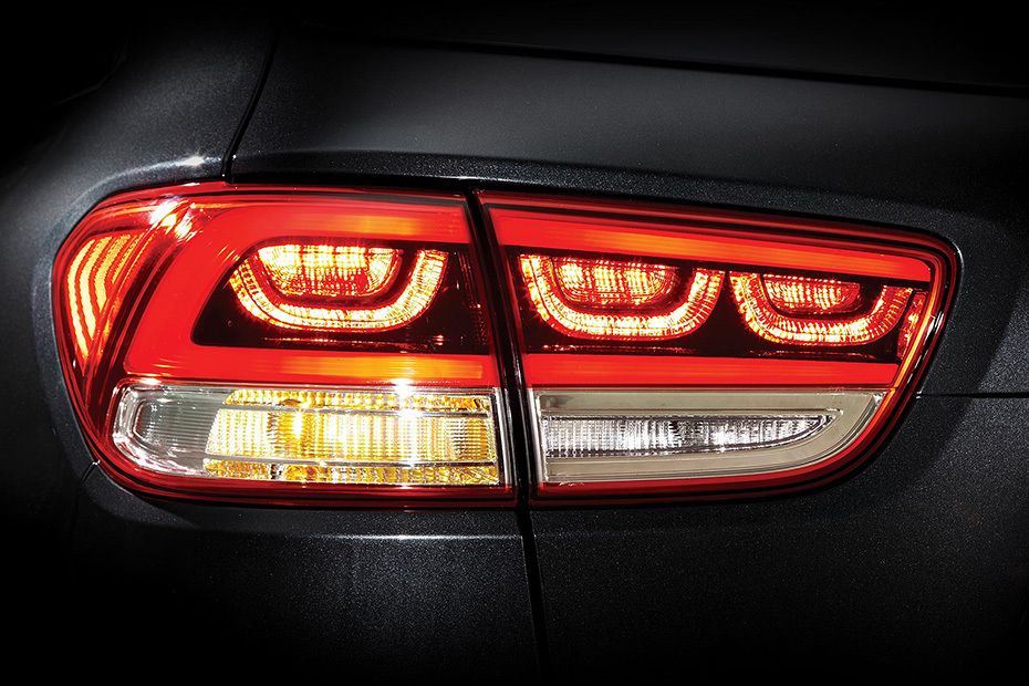 Sorento (2012-2018) Tail light