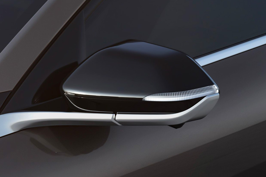 KIA K4 Drivers Side Mirror Front Angle