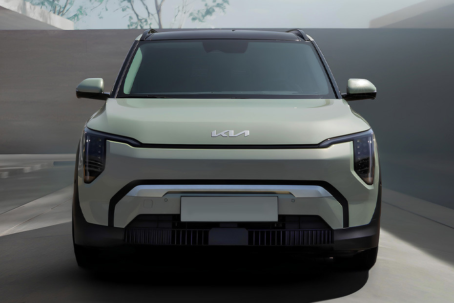 Full Front View of EV3