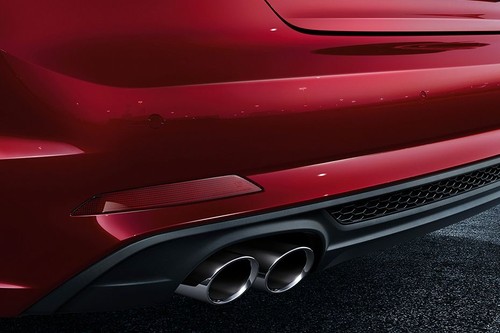 Exhaust Pipe of Audi A5 Coupe