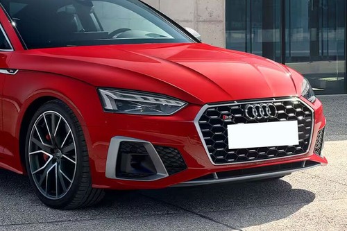 S5 Coupe Grille View