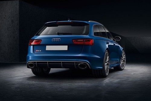 RS6 Avant Performance Rear angle view