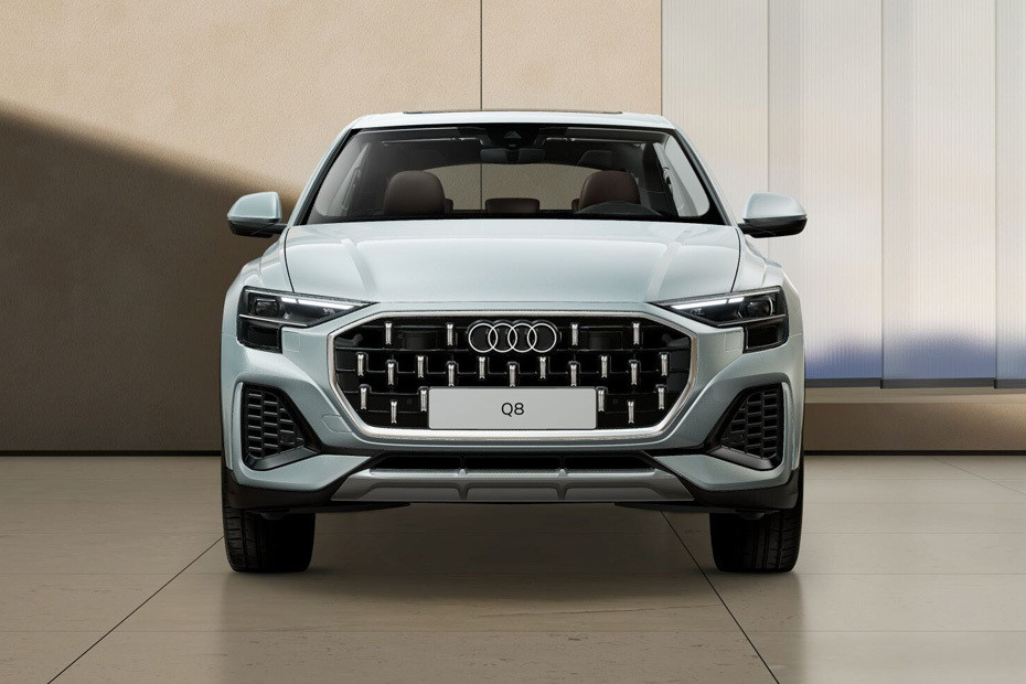 Full Front View of Q8