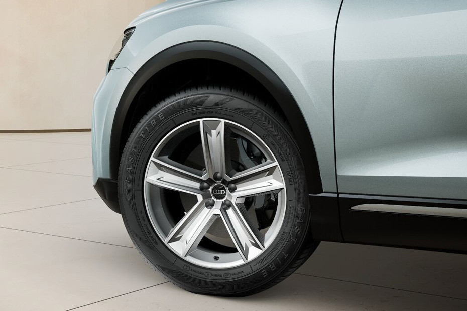 Q8 Wheel
