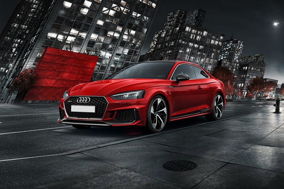 RS 5 Coupe Front angle low view