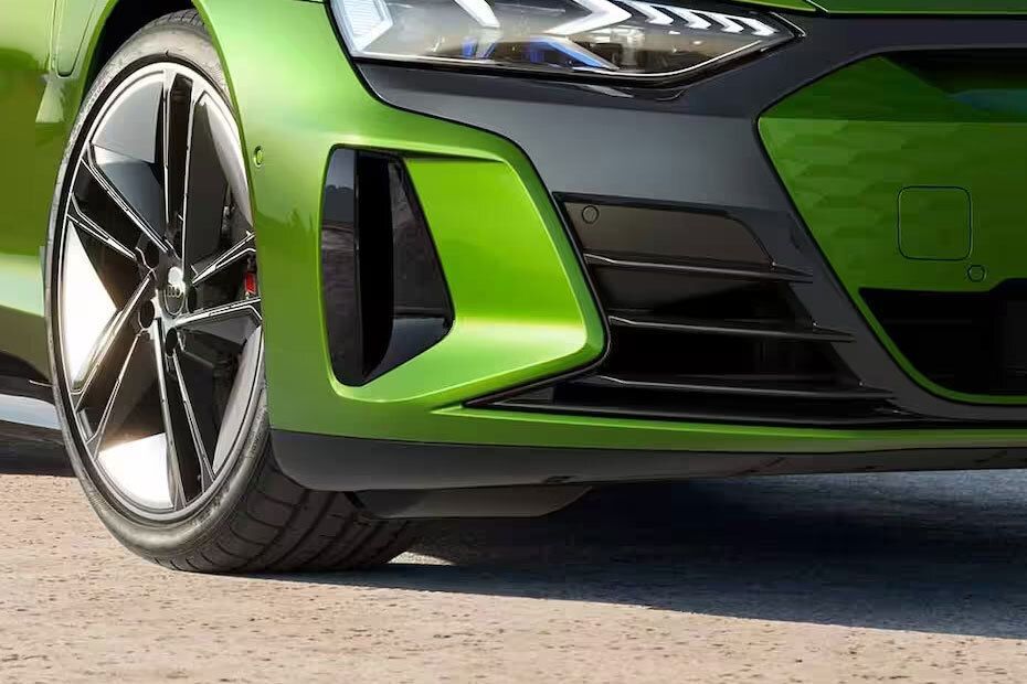 E-tron GT (2022-2023) Front Fog Lamp
