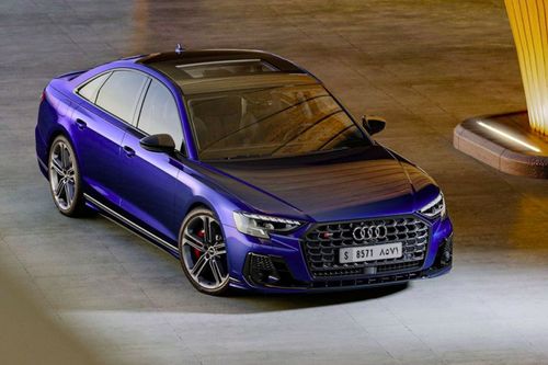 Audi S8