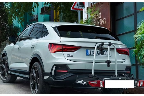 Q3 Sportback 2023-2025 Rear angle view