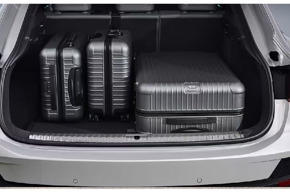 Trunk Open Closer View of Q3 Sportback 2023-2025