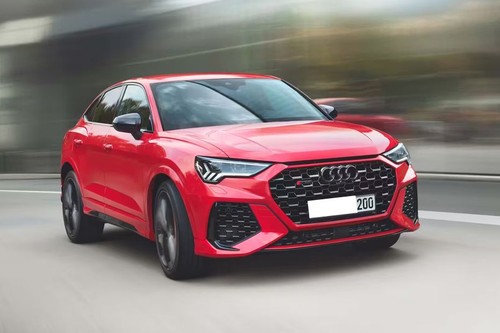 Audi RS Q3 Sportback Front Medium View