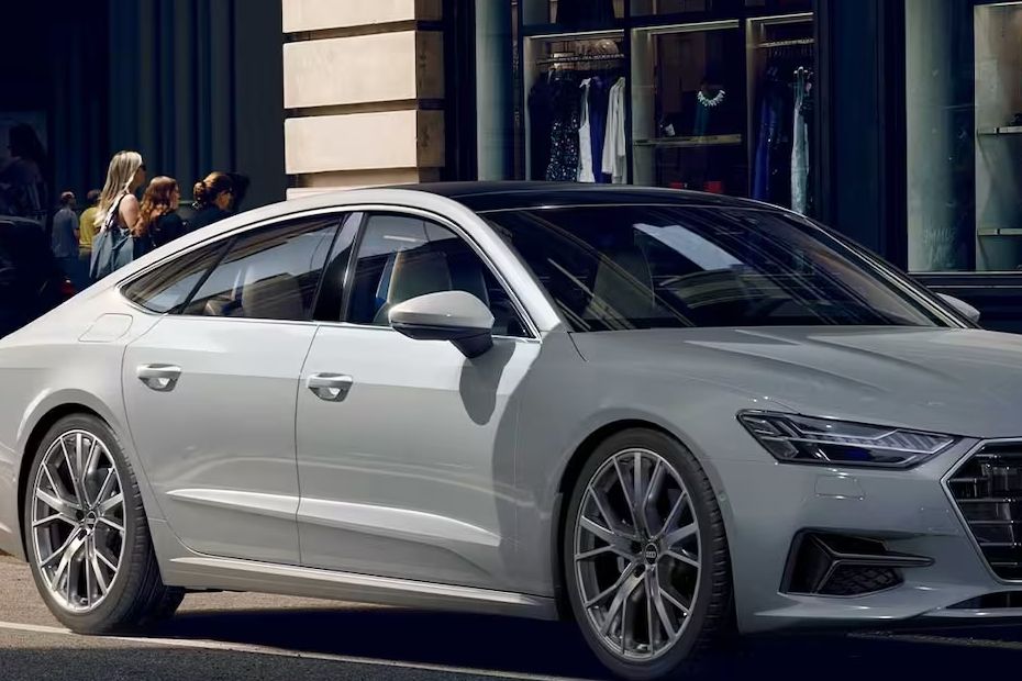 Audi A7 Drivers Side Mirror Front Angle