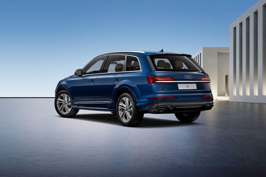 Q7  Rear angle view