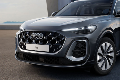 Q5 Grille View