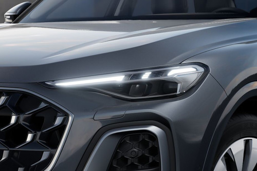 Q5 Headlight