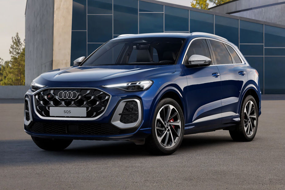 SQ5 Front angle low view