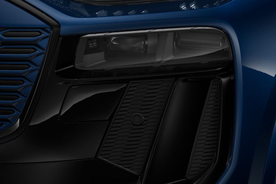 Q6 E-Tron Front Fog Lamp