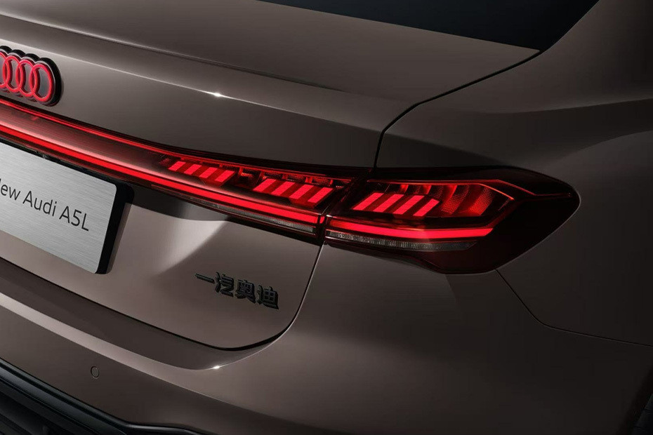 A5 L Tail light