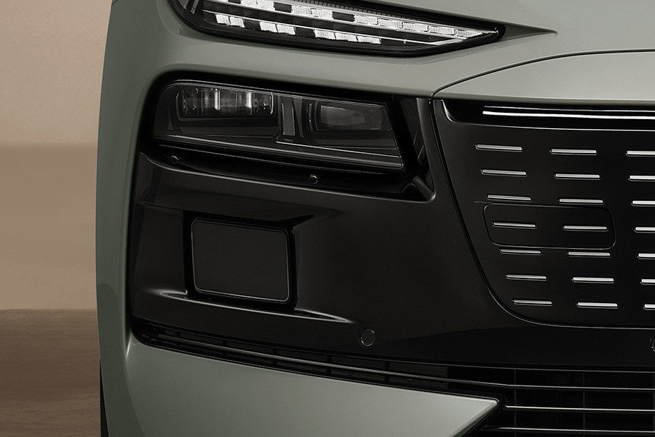 A6L e-tron Front Fog Lamp