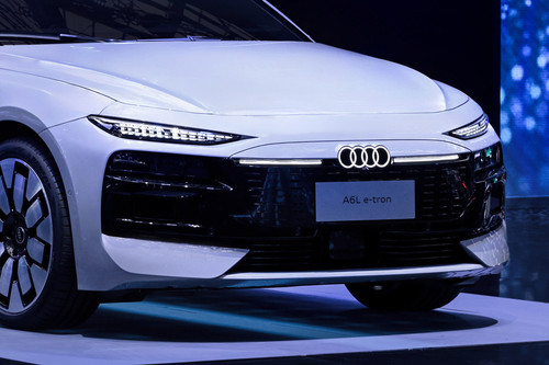 A6L e-tron Grille View