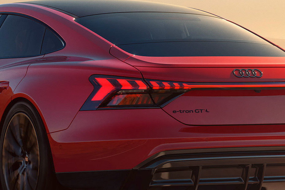 E-tron GT Tail light