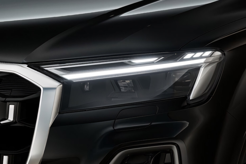 SQ7 Headlight