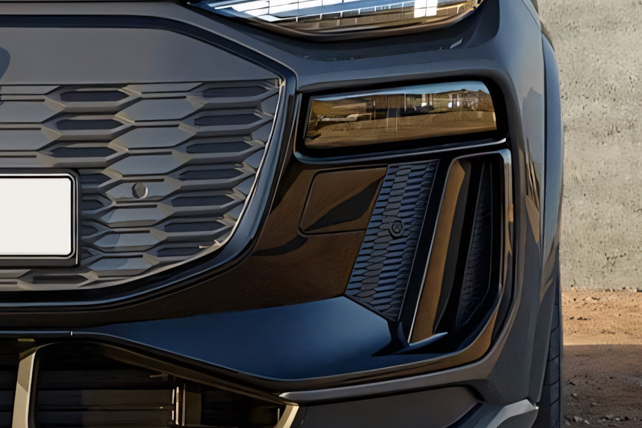 Q6 Sportback e-tron Front Fog Lamp