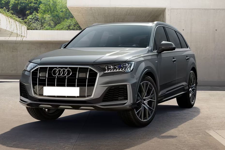 Audi Q7 (2022-2023) Front Medium View