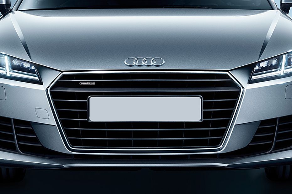 TT Coupe Grille View