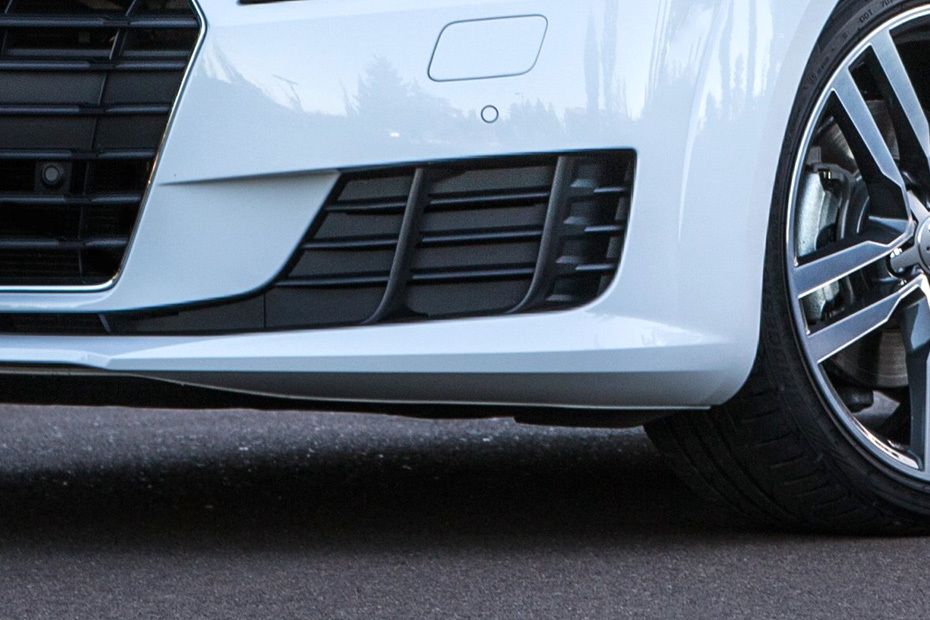 TT Roadster Front Fog Lamp
