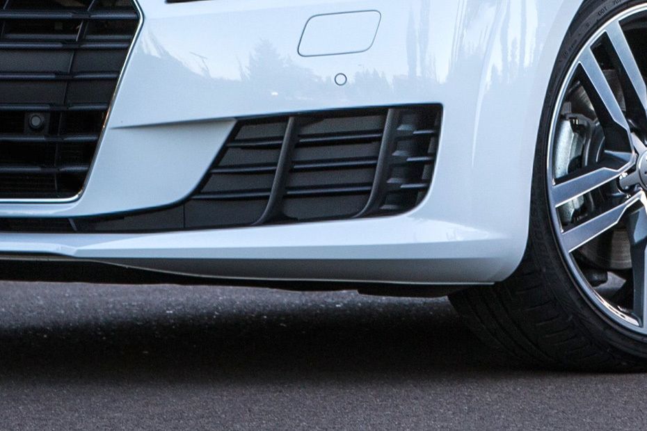 TT Roadster Front Fog Lamp