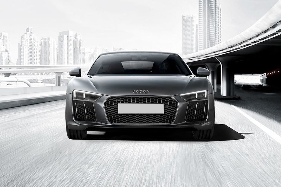 Full Front View of R8 Coupe