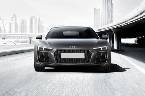 Full Front View of R8 Coupe