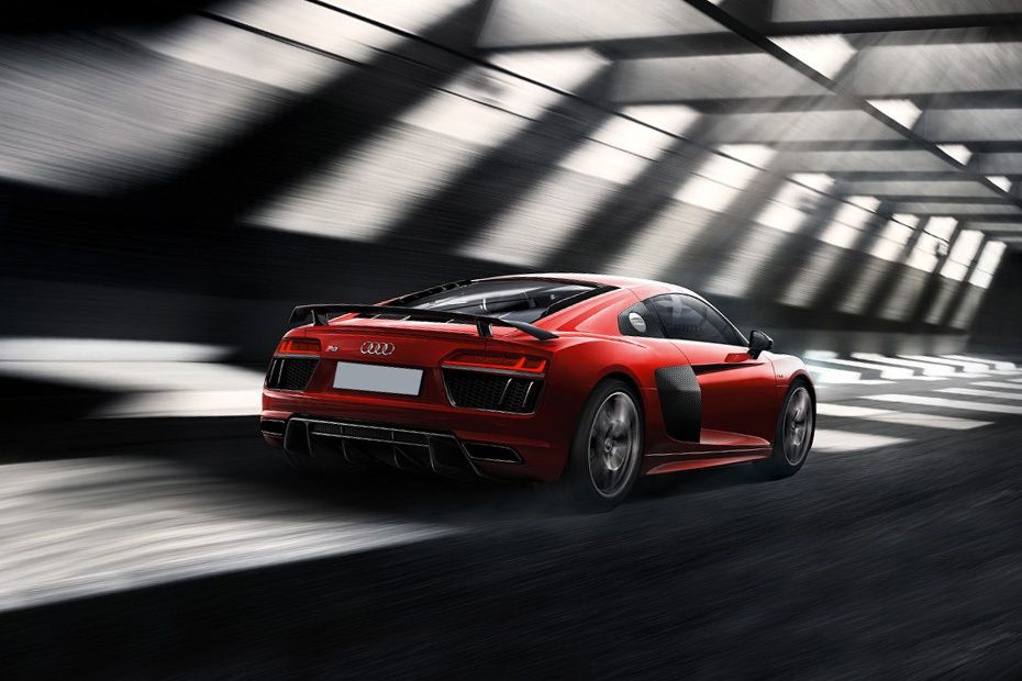 R8 Coupe Rear angle view