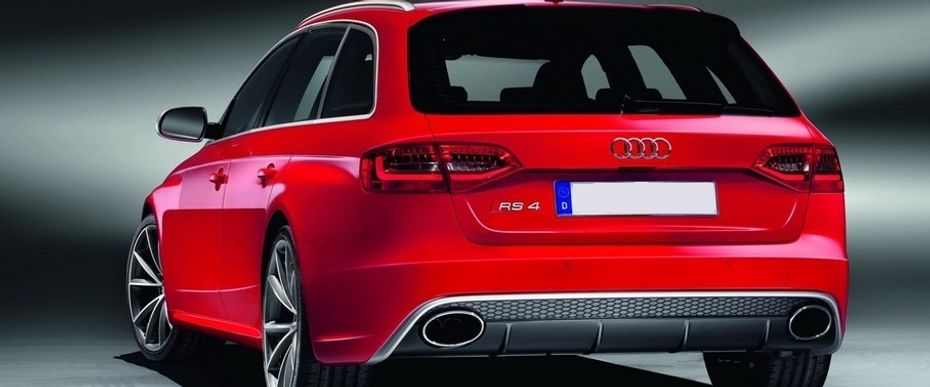 Audi RS4 Avant Images – View All Interior, Exterior & Color Options