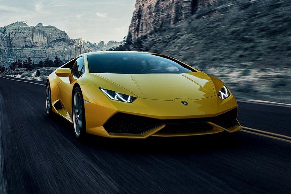 Lamborghini Huracan Front Medium View