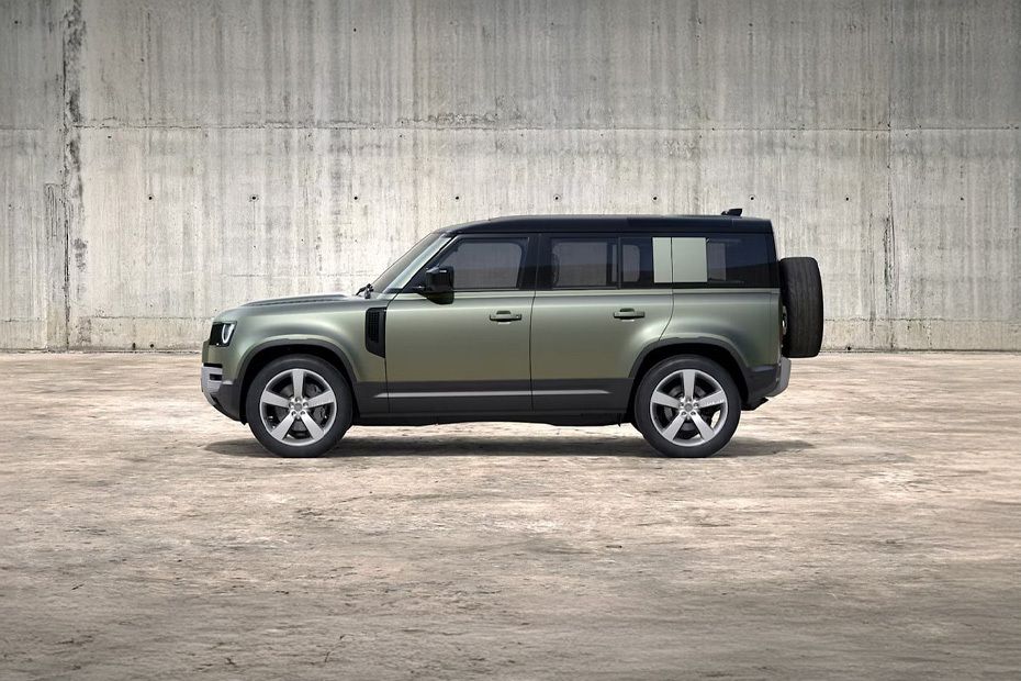 DEFENDER 110 Side view