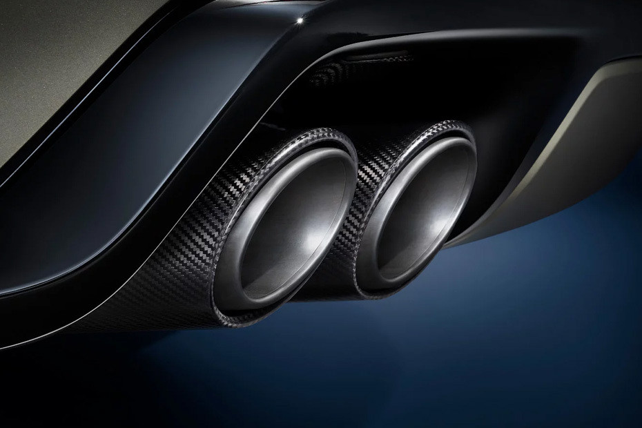 Exhaust Pipe of Land Rover Range Rover Sport