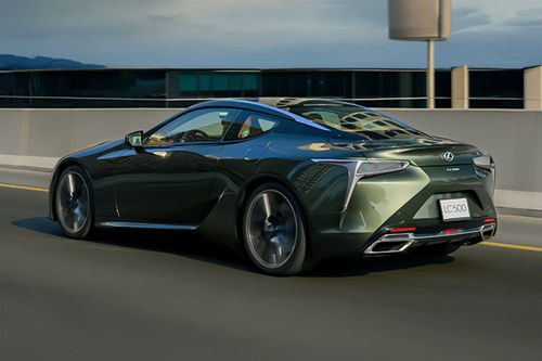Rear Cross Side View of Lexus LC 500