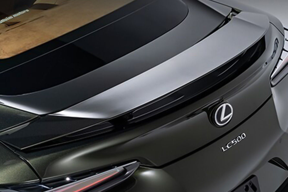 LC 500 Spoiler