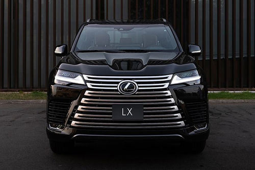 Full Front View of LX 700H